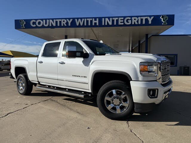 2018 GMC Sierra 2500HD Denali Crew Cab SB 4WD