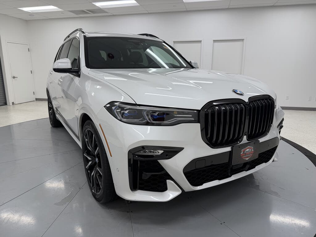 2020 BMW X7 M50i AWD