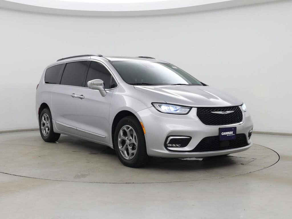 2022 Chrysler Pacifica Limited AWD
