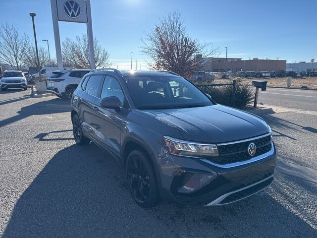 2023 Volkswagen Taos SE 4Motion