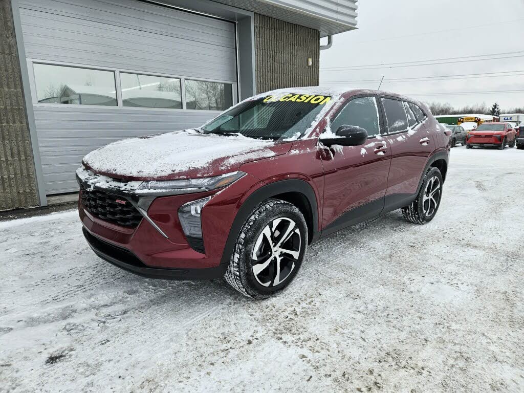 2024 Chevrolet Trax RS with 1RS FWD