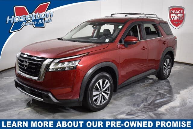 2024 Nissan Pathfinder SL 4WD