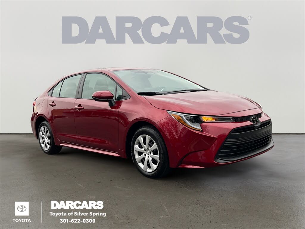 2025 Toyota Corolla LE FWD