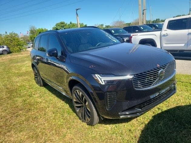 2025 Volvo XC90 B6 Ultra Bright Theme 7-Passenger AWD