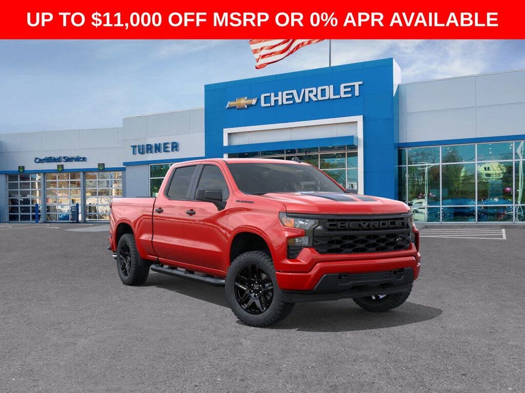 2026 Chevrolet Silverado 1500 Custom Crew Cab 4WD