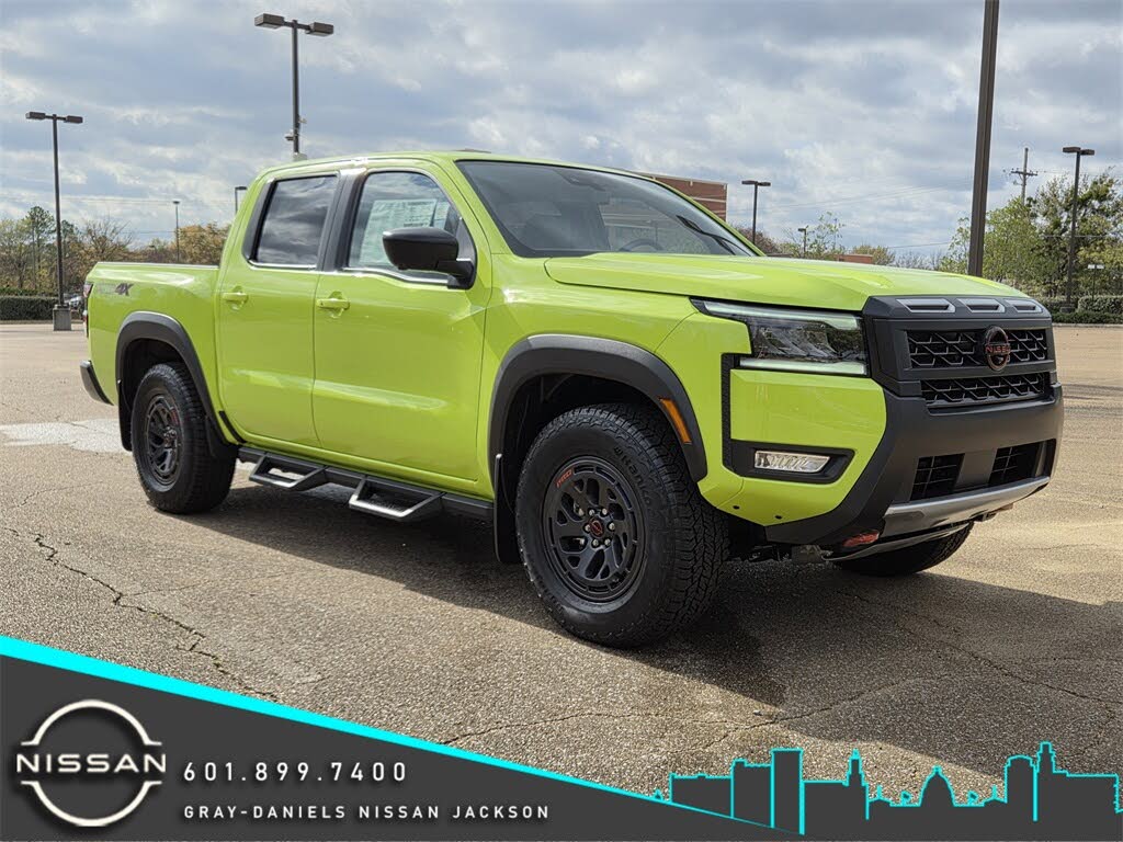 2026 Nissan Frontier PRO-4X Crew Cab 4WD