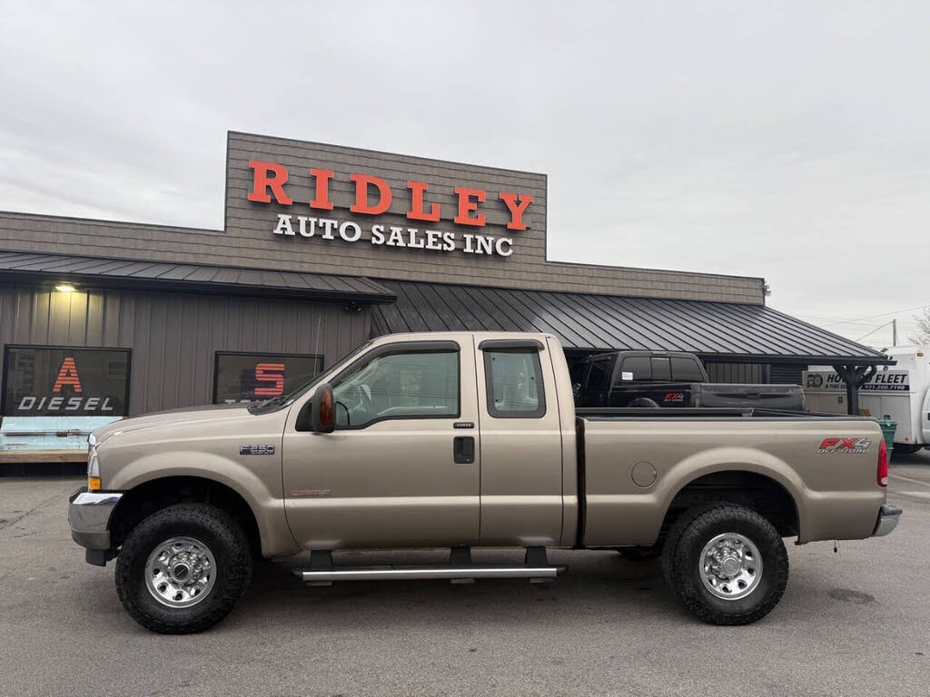 2004 Ford F-250 Super Duty XLT Extended Cab 4WD