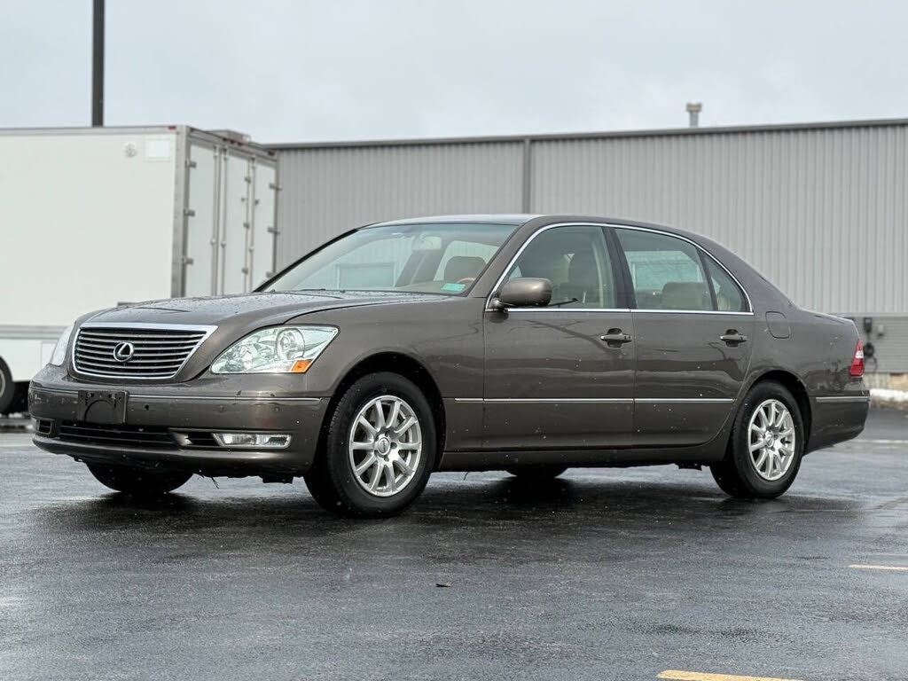 2004 Lexus LS 430 RWD