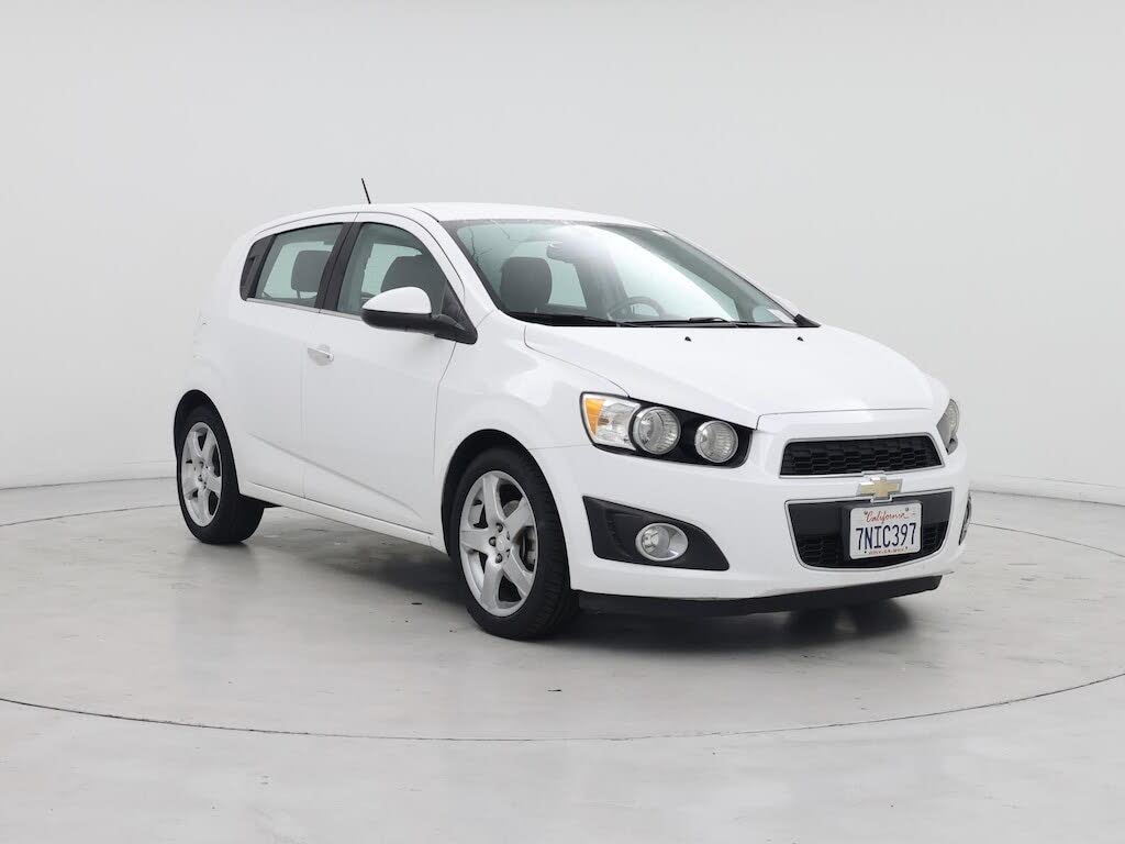 2015 Chevrolet Sonic LTZ Hatchback FWD