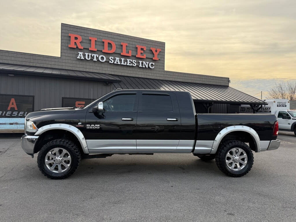 2015 RAM 2500 Laramie Mega Cab 4WD