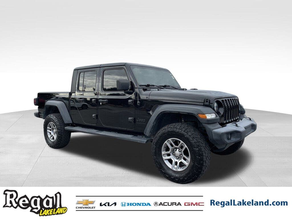 2020 Jeep Gladiator Sport Crew Cab 4WD