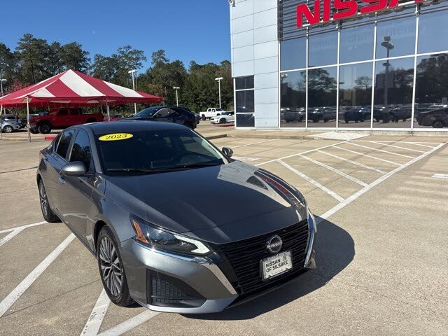 2023 Nissan Altima 2.5 SV FWD