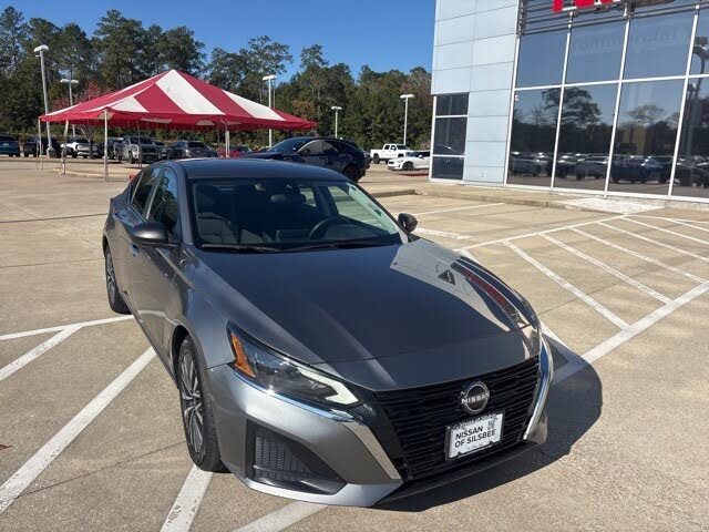 2024 Nissan Altima 2.5 SV FWD