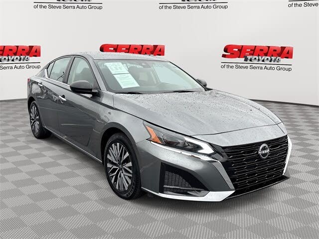 2024 Nissan Altima 2.5 SV FWD