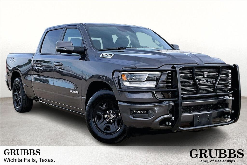 2024 RAM 1500 Laramie Crew Cab 4WD