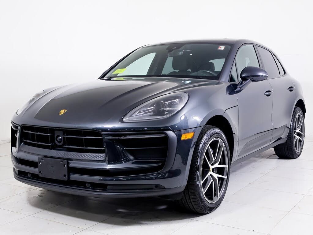 2025 Porsche Macan AWD