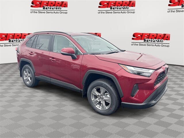 2025 Toyota RAV4 XLE FWD