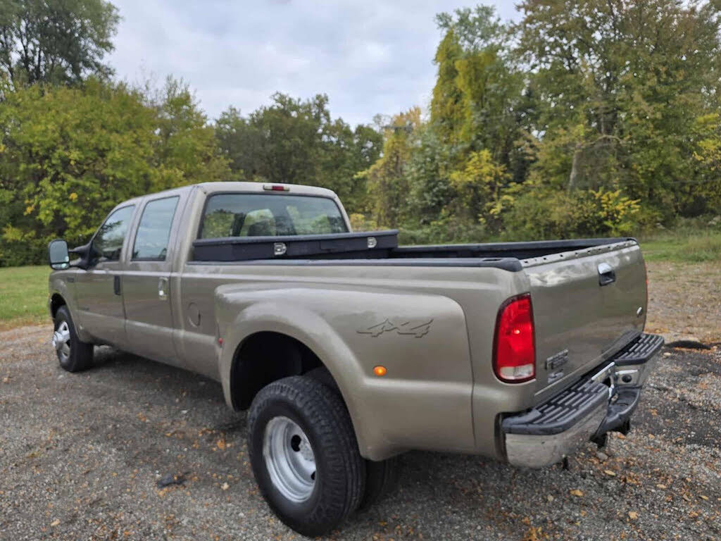 2002 Ford F-350 Super Duty Lariat Crew Cab LB DRW 4WD