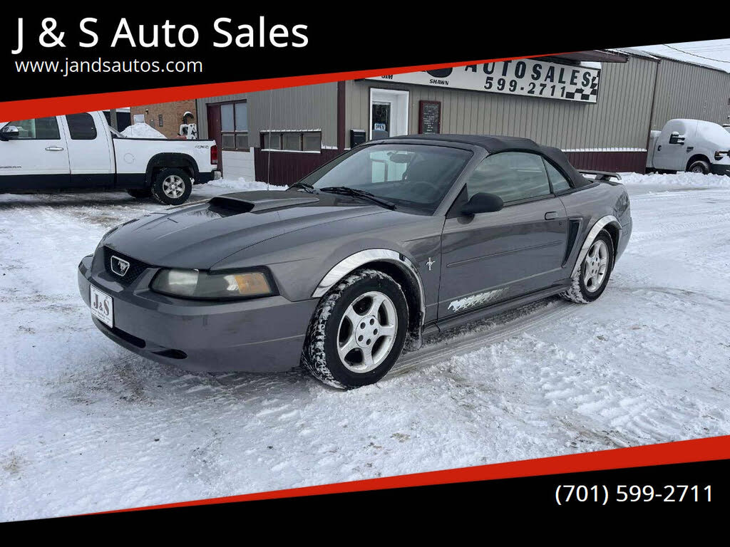 2003 Ford Mustang Deluxe Convertible RWD