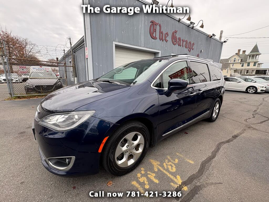 2017 Chrysler Pacifica Touring L Plus FWD