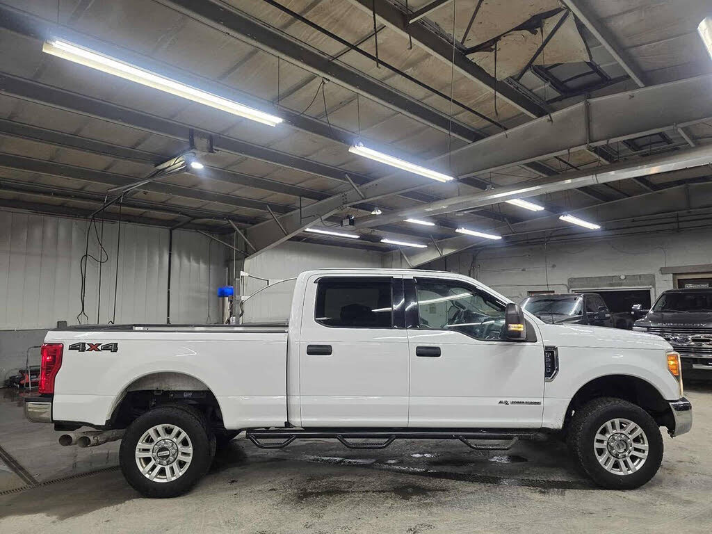 2017 Ford F-250 Super Duty XLT Crew Cab 4WD