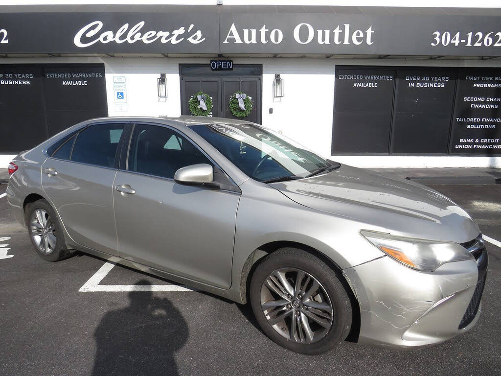 2017 Toyota Camry SE