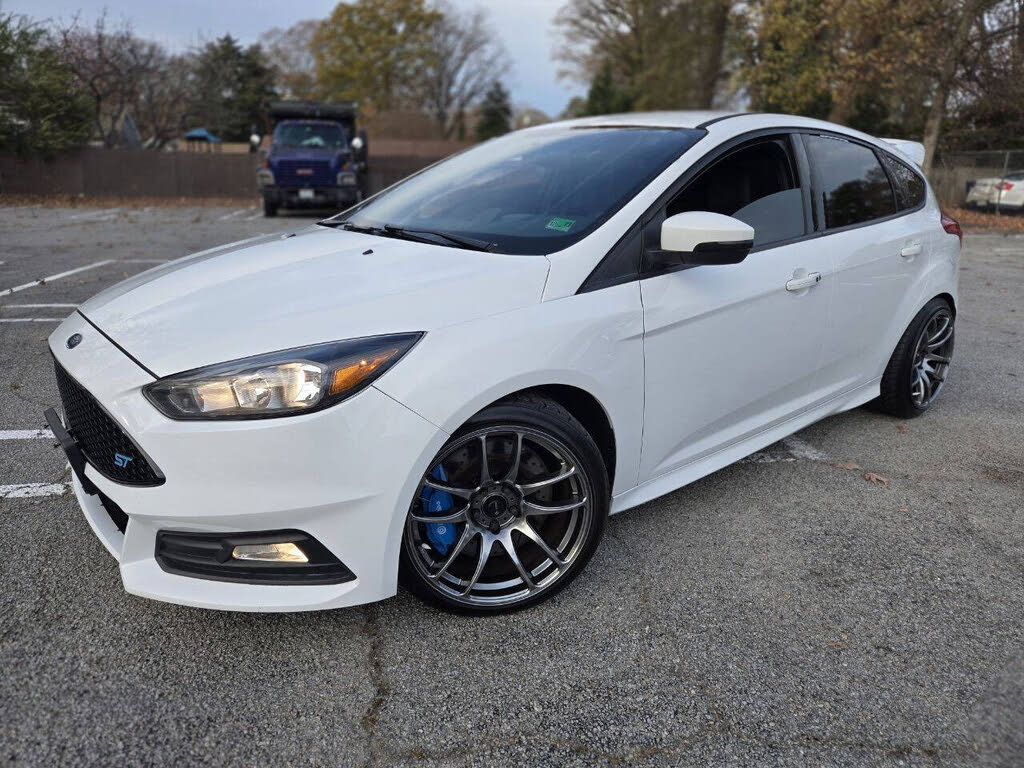 2018 Ford Focus ST
