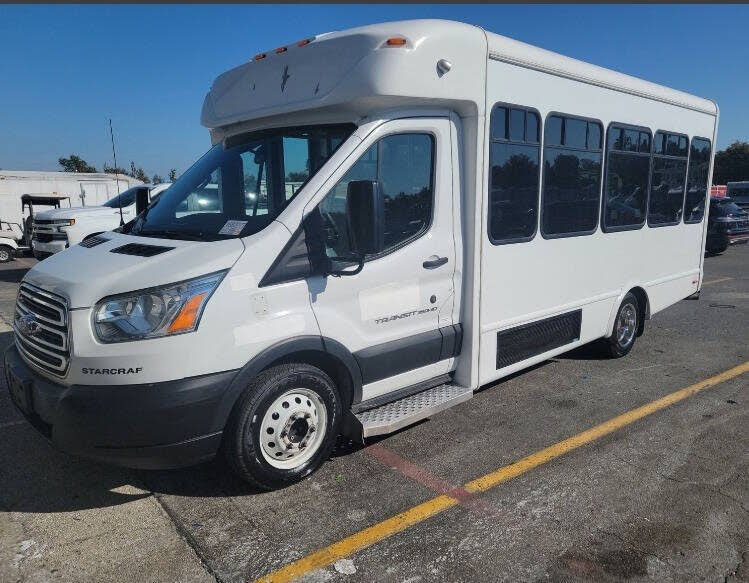 2019 Ford Transit Chassis 350 HD 10360 GVWR Cutaway DRW FWD