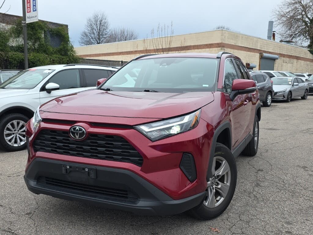 2023 Toyota RAV4 XLE FWD