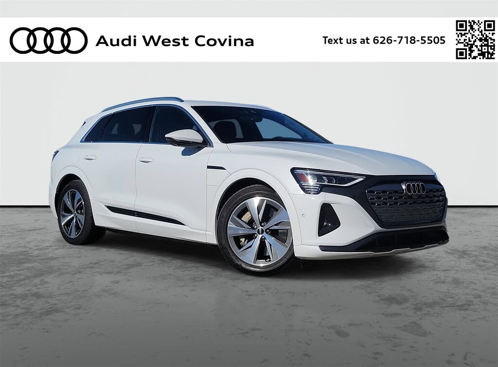 2024 Audi Q8 e-tron quattro Premium Plus AWD