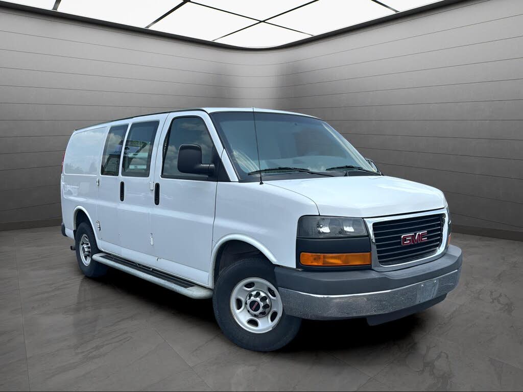 2015 GMC Savana Cargo 2500 RWD