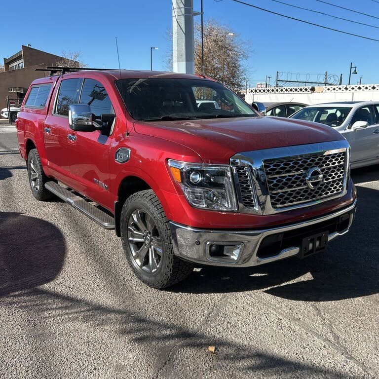2017 Nissan Titan SL Crew Cab 4WD