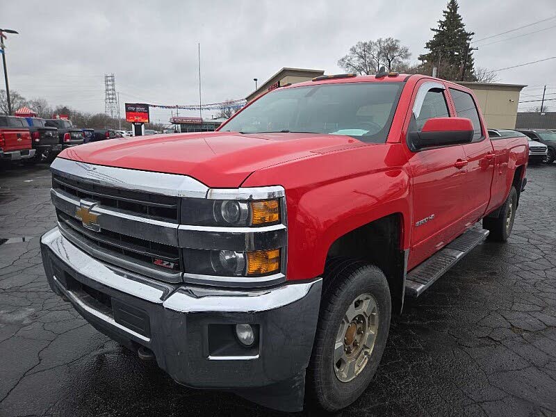 2018 Chevrolet Silverado 2500HD LT Crew Cab 4WD