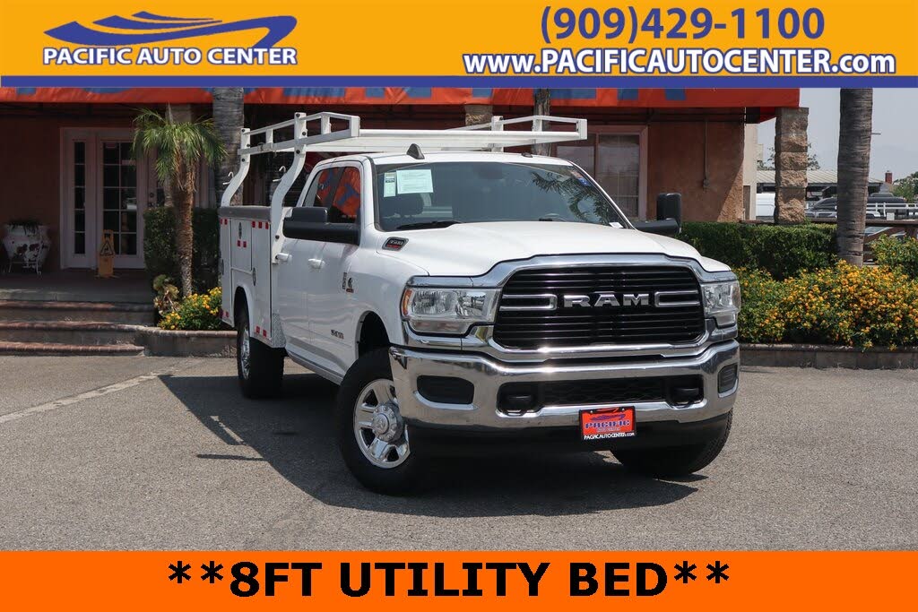 2021 RAM 3500 Big Horn Crew Cab LB 4WD