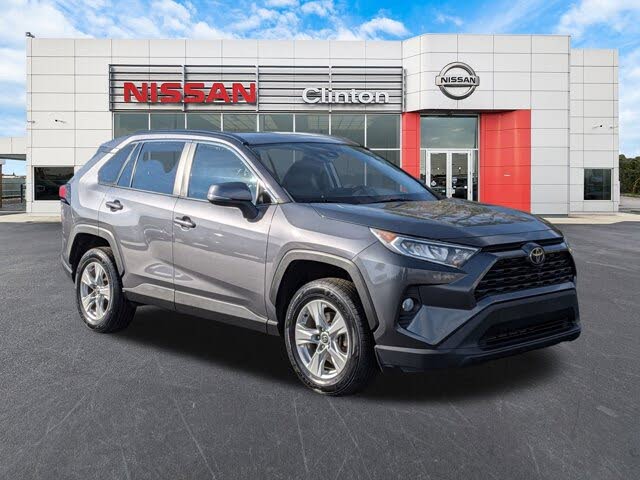 2021 Toyota RAV4 XLE FWD