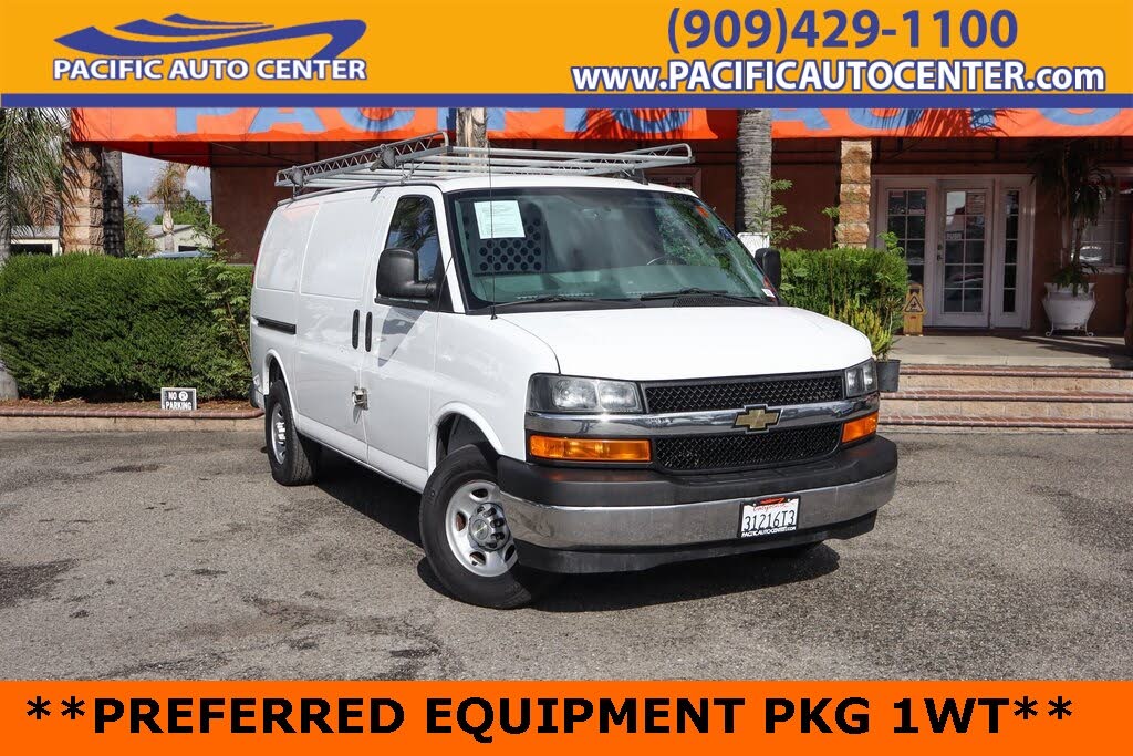 2022 Chevrolet Express Cargo 2500 RWD