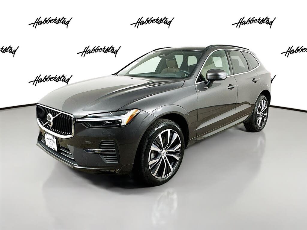 2022 Volvo XC60 B5 Momentum AWD