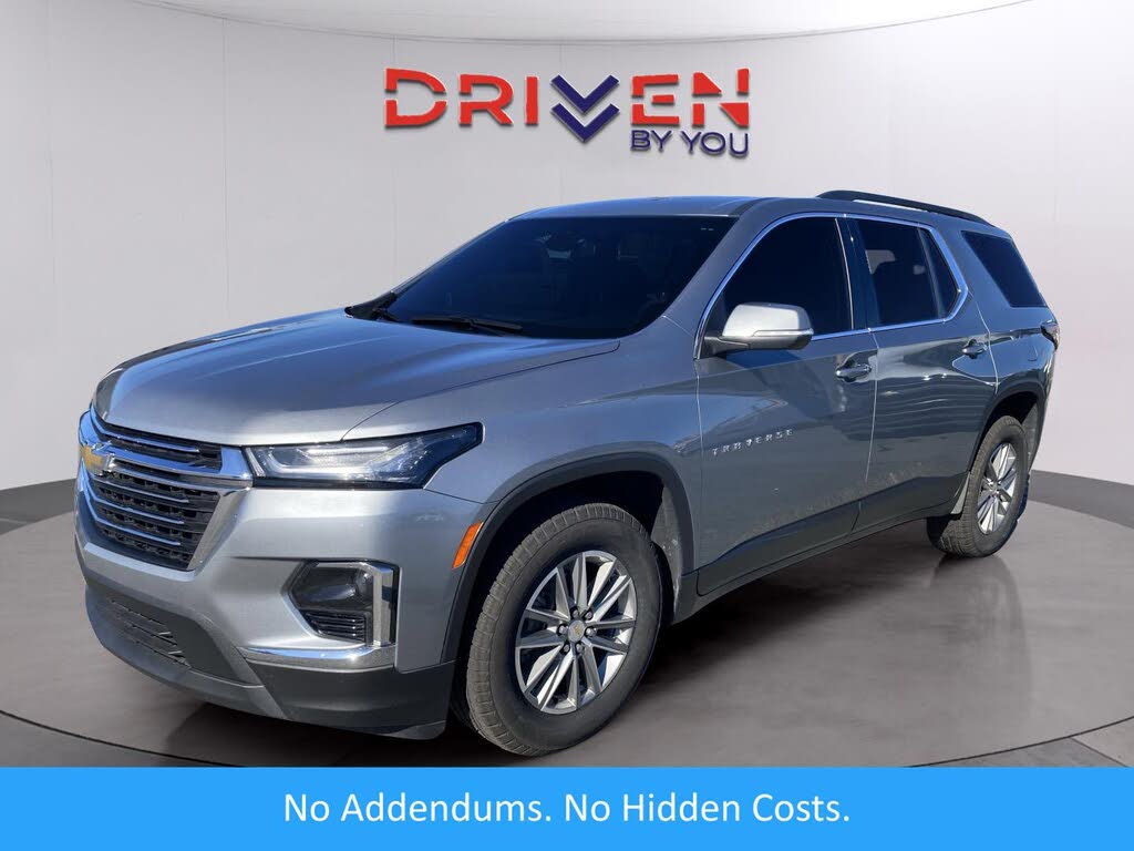 2023 Chevrolet Traverse LT Cloth FWD