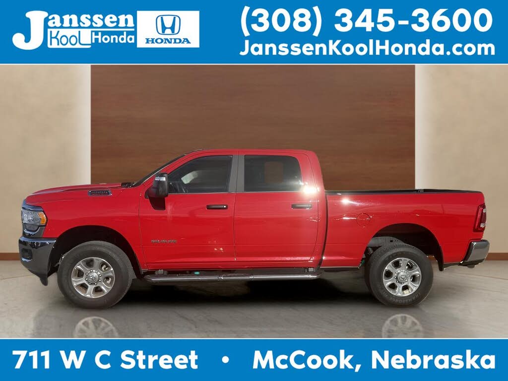 2024 RAM 2500 Big Horn Crew Cab 4WD