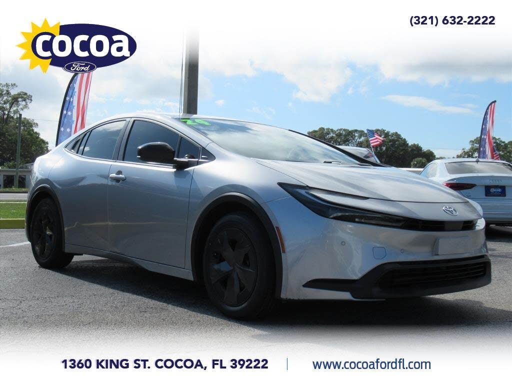 2024 Toyota Prius LE FWD