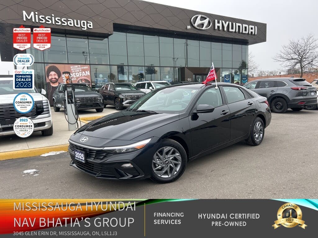 Hyundai Elantra Preferred FWD 2025