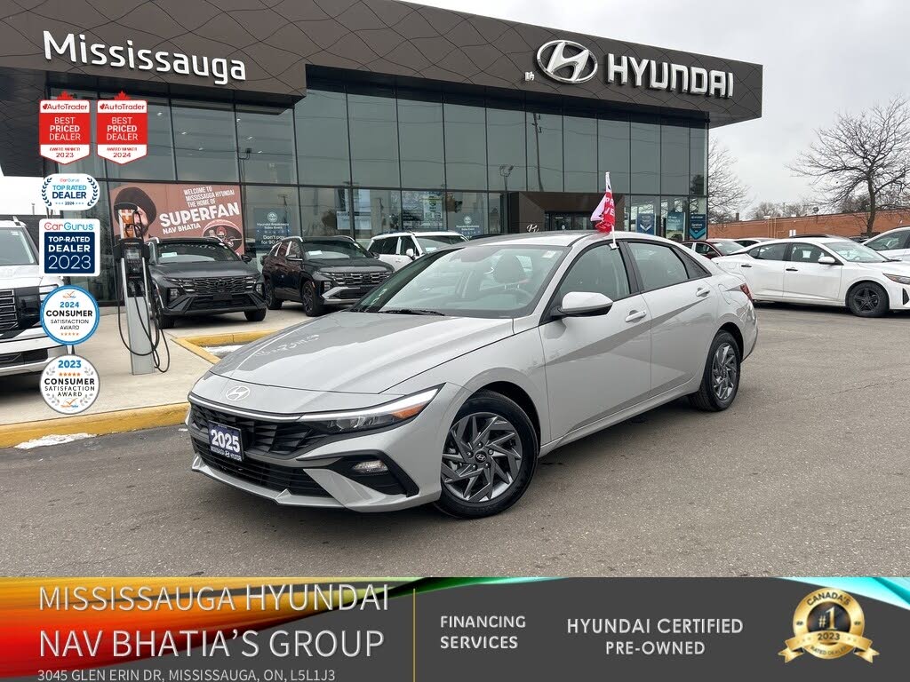 Hyundai Elantra Preferred FWD 2025