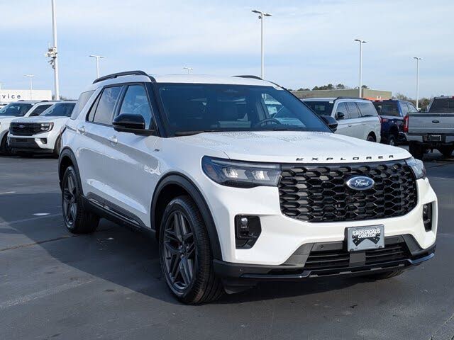 2026 Ford Explorer ST-Line AWD