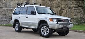 Mitsubishi Montero SR 4WD