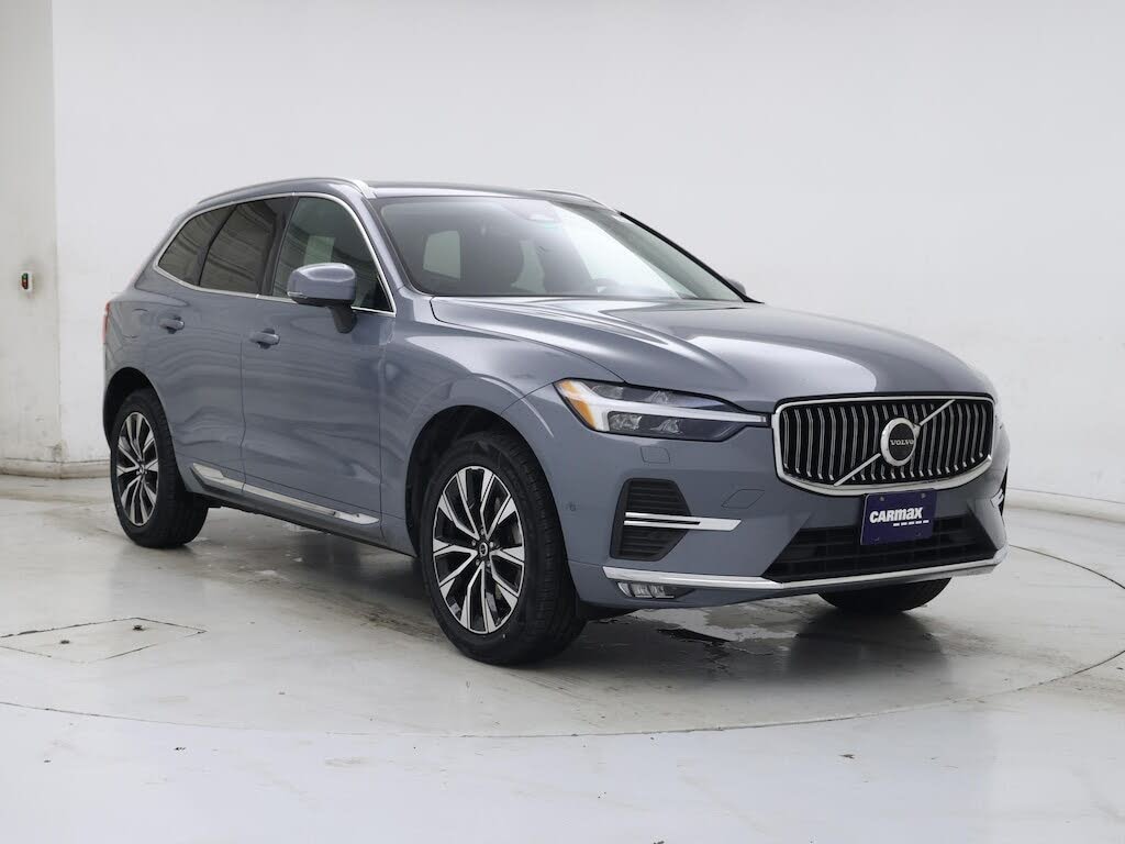 2023 Volvo XC60 B5 Plus Bright Theme AWD