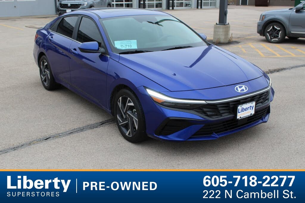 2025 Hyundai Elantra SEL Convenience FWD