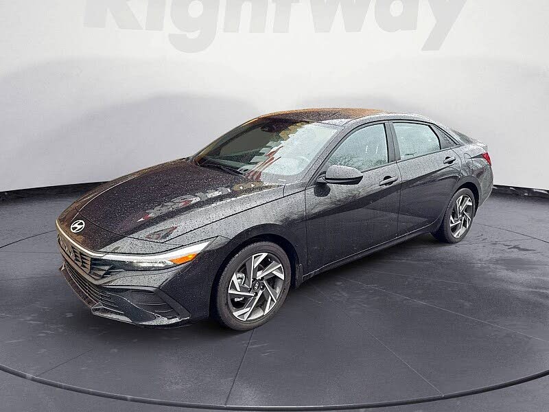 2025 Hyundai Elantra SEL Sport FWD