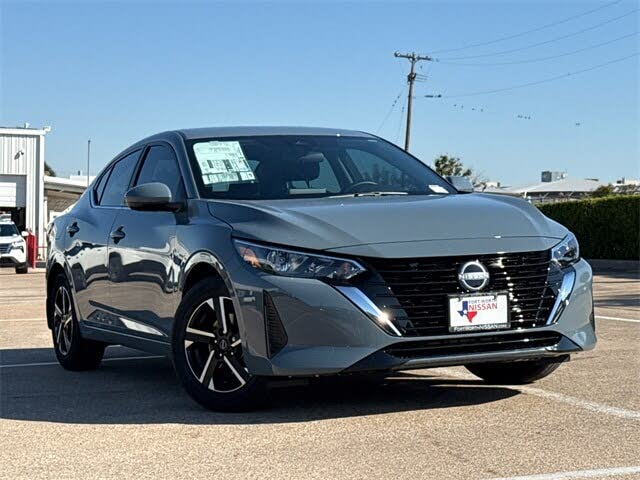 2025 Nissan Sentra SV FWD