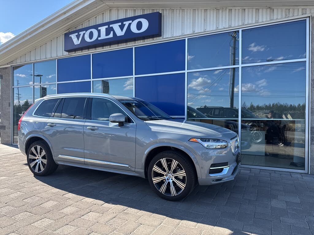 2025 Volvo XC90 B6 Ultra Bright Theme 6-Passenger AWD