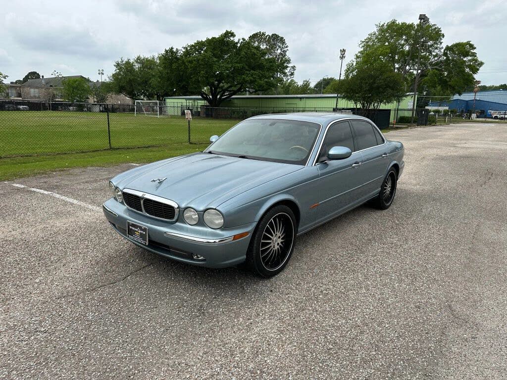 2004 Jaguar XJ-Series XJ8 RWD